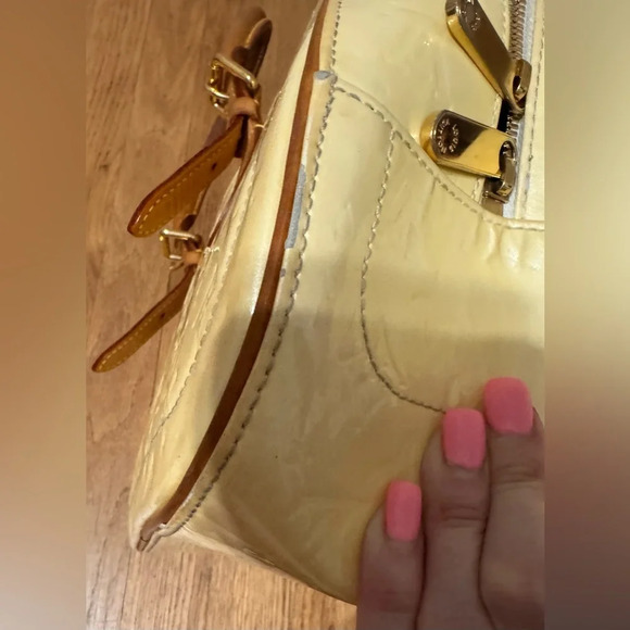 Louis Vuitton Monogram Vernis Summit Drive - Picture 9 of 16